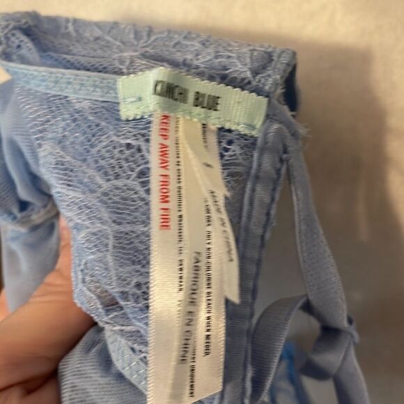 Kimchi Blue Bralette Size Small Blue NWOT - Picture 6 of 7